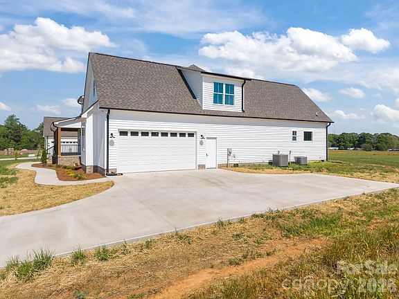 5th image of 4805 Patterson Rd