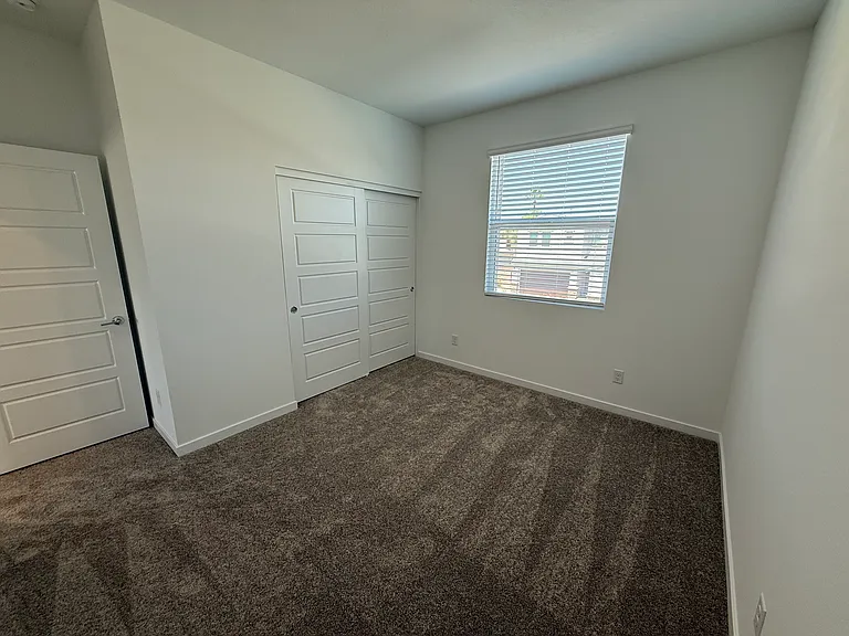 4185 Paragon Crest Ct — Photo 24