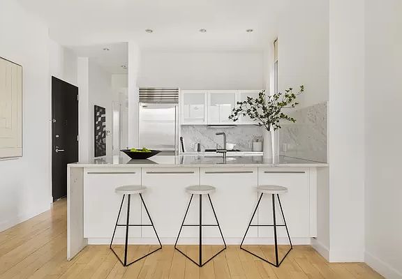 5th image of 210 Lafayette St APT 9A