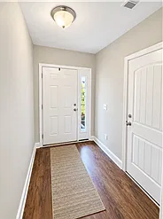 3 bed, 1498 sqft, $2,100 — Photo 2