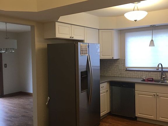 2nd image of 44353 Harsdale Dr