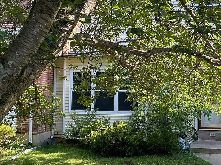 24 E Green Valley Cir — Photo 1