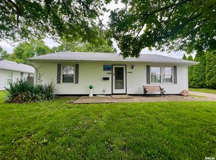 1790 Meadow Dr, Galesburg, IL 61401