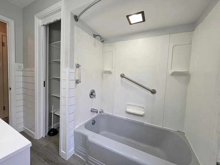 2402 New Holland Pike — Photo 19