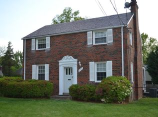 9110 Old Georgetown Rd, Bethesda, MD 20814