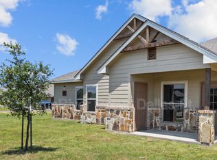 101 Pharm Hills Rd #1501, Mabank, TX 75147
