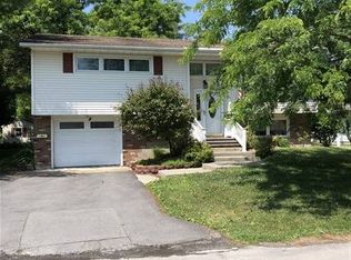Brookside Dr, Mohawk, NY 13407