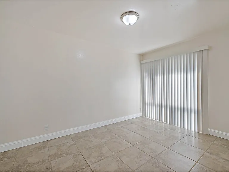 1423 57th Ave #1425C — Photo 2