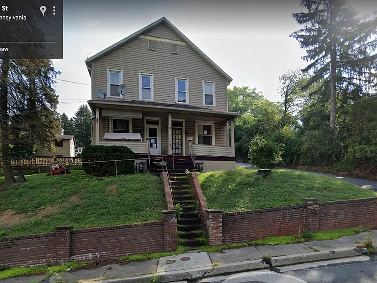 1221 Bedford St — Photo 1