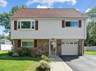 32 Evergreen Ave, Haskell, NJ 07420