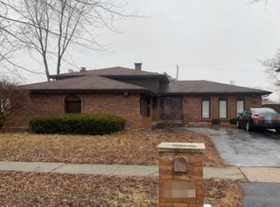 18357 Carriage Ln, Lansing, IL 60438