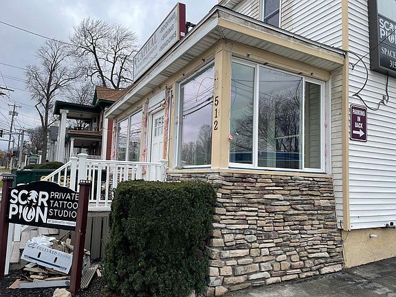 3rd image of 512 Oswego St Suite C