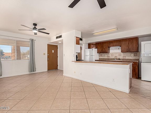 3rd image of 11427 N 107TH Avenue