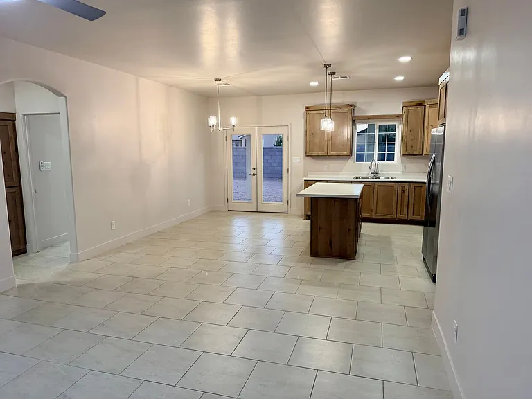 4022 E Eric Salazar Pl — Photo 7