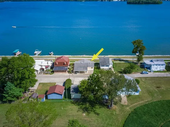 13244 W Bank Dr, Millersport, OH 43046