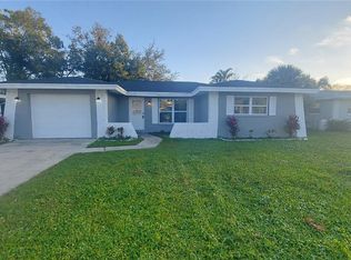 1811 Forest Dr, Oldsmar, FL 34677