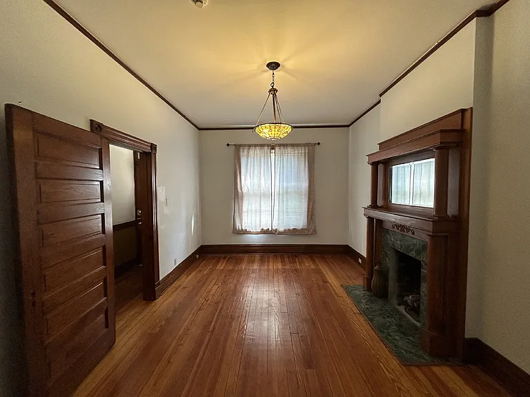2304 Russell Blvd #1E — Photo 8