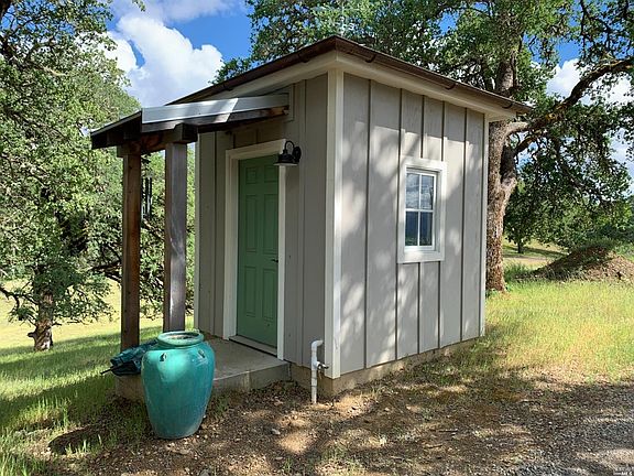 4th image of 4200 Deerwood Dr