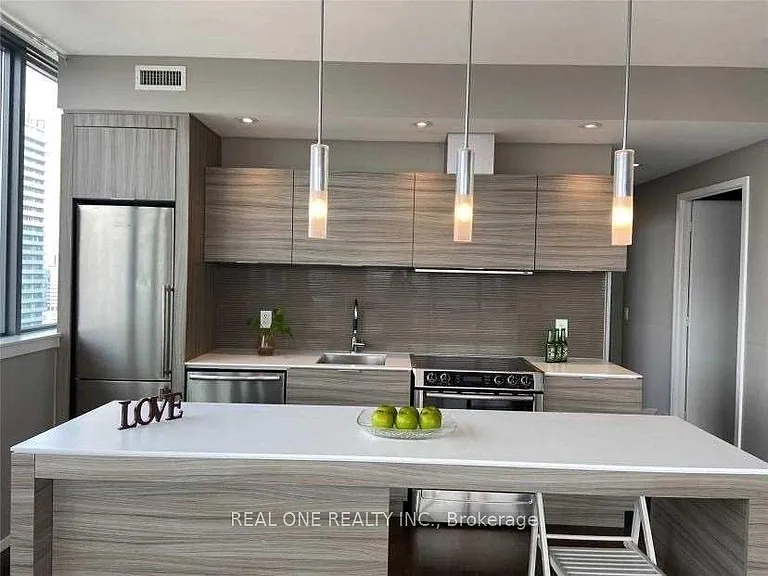 8 Charlotte St #2702 — Photo 3