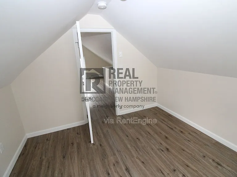 136 Front St #3 — Photo 16