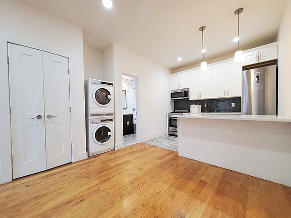 3rd image of 2285 Adam C Powell Blvd #3SS