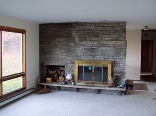 3 Forest View Dr, Hopewell Junction, NY 12533