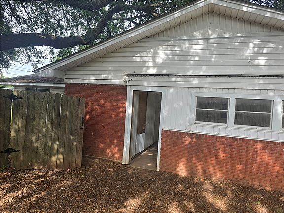 3rd image of 2615 Ormond Pl