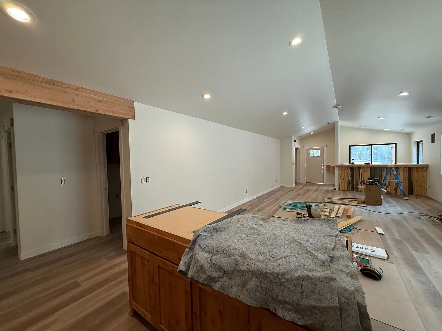 Custom Home on 1.6 Acres | 1,600 SF Shop | 26 Acres of River Access | Backs to BLM — Photo 4