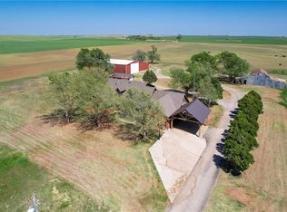 11142 N 2370th Rd, Weatherford, OK 73096