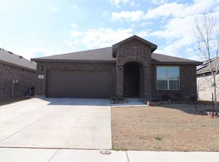 8009 Boat Wind Rd, Fort Worth, TX 76179