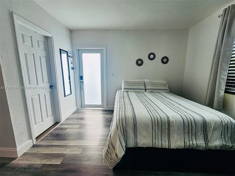 1558 NW 103rd St #EFFICIENCY — Photo 12
