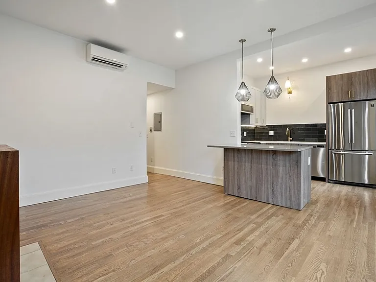 512 Massachusetts Ave #3 — Photo 6