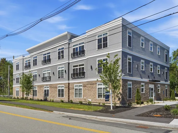 7 Cross St #202, Wilmington, MA 01887