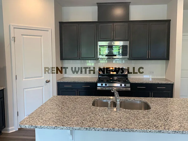 5124 Anamosa St — Photo 17