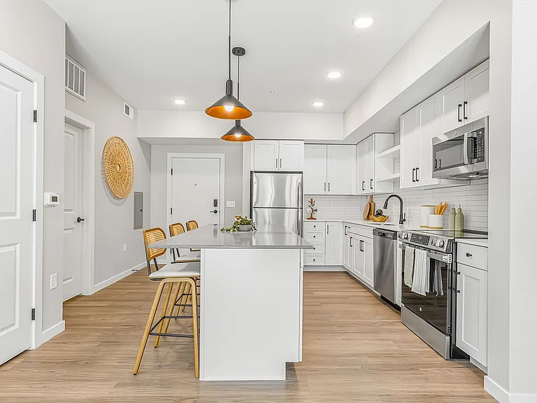 Asher Apartments - LIMITED-TIME OFFER 8 WEEKS FREE! — Photo 55
