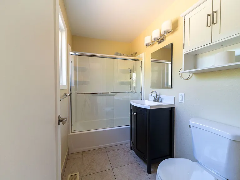 7700 SE 262nd Ave — Photo 23