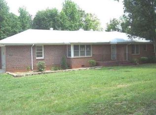 223 Lucille Ln, Toccoa, GA 30577