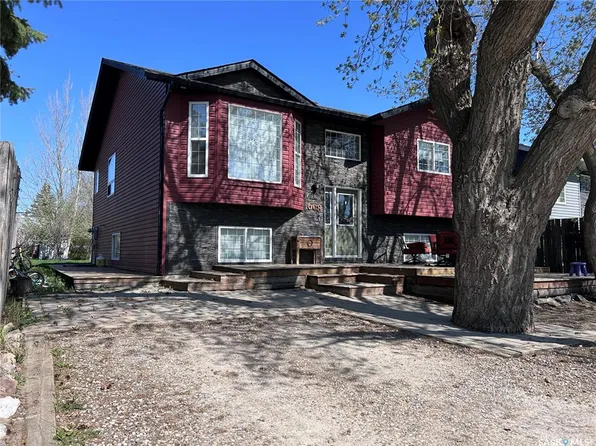 608 Alberni STREET, Moosomin, SK S0G 3N0