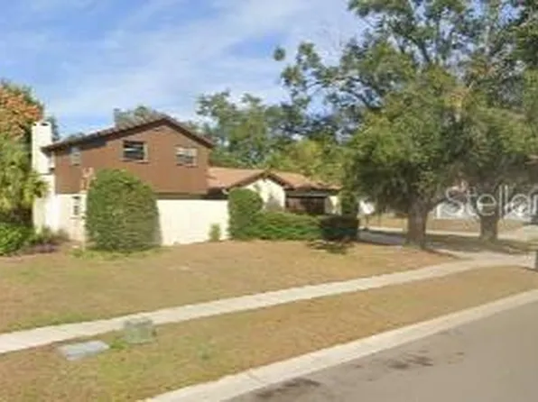 528 Lantern Cir, Temple Terrace, FL 33617