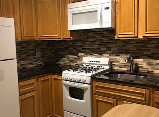 137 Engert Ave APT 2L, Brooklyn, NY 11222