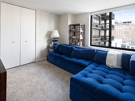 5th image of 422 E 72nd St #27AA