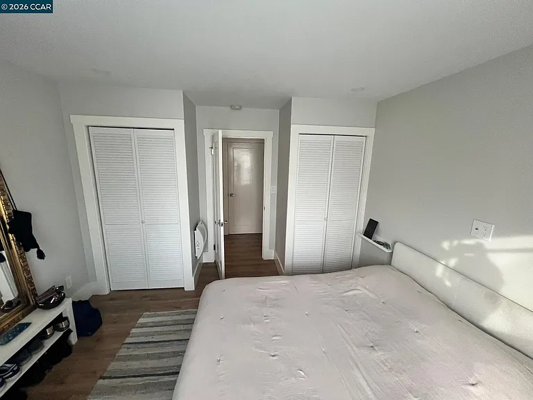 1325 Hopkins St — Photo 9