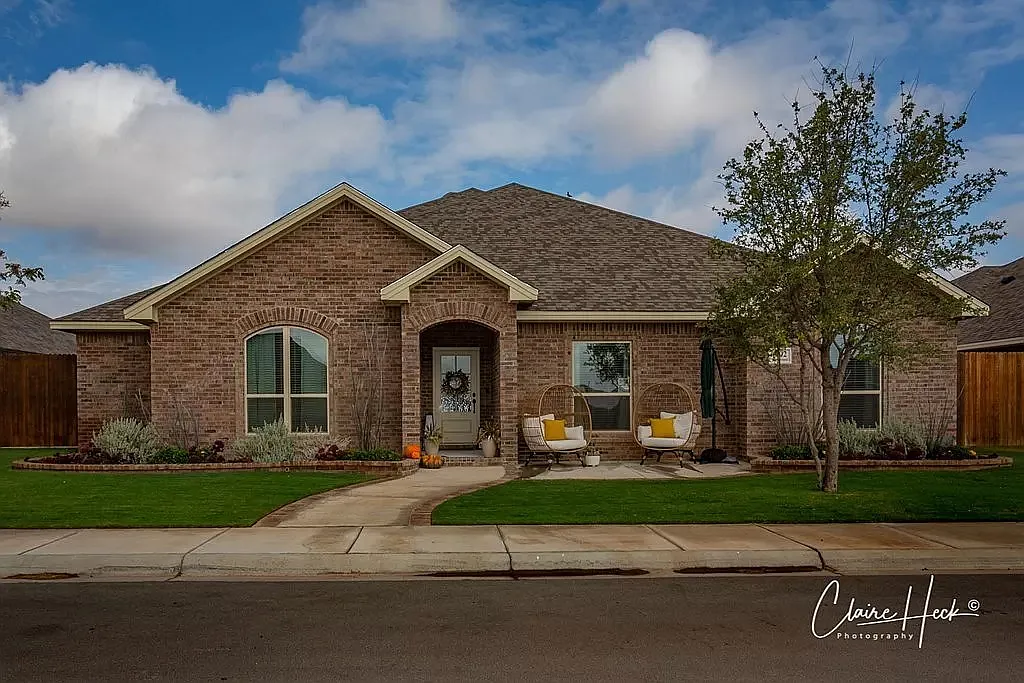 4 bed, 2994 sqft, $4,500 — Photo 1