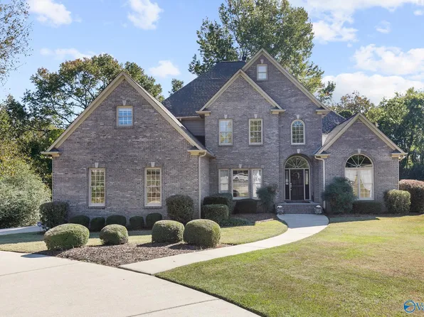 1031 Bramble Ln, Irondale, AL 35210