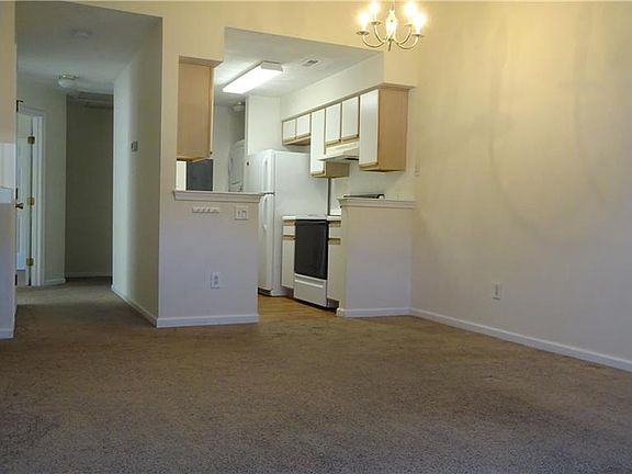 5th image of 845 Whistling Swan Dr