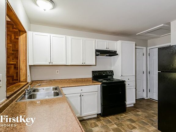 5th image of 11055 Landseer Dr