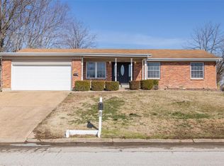 17 Edwards Cir, Union, MO 63084