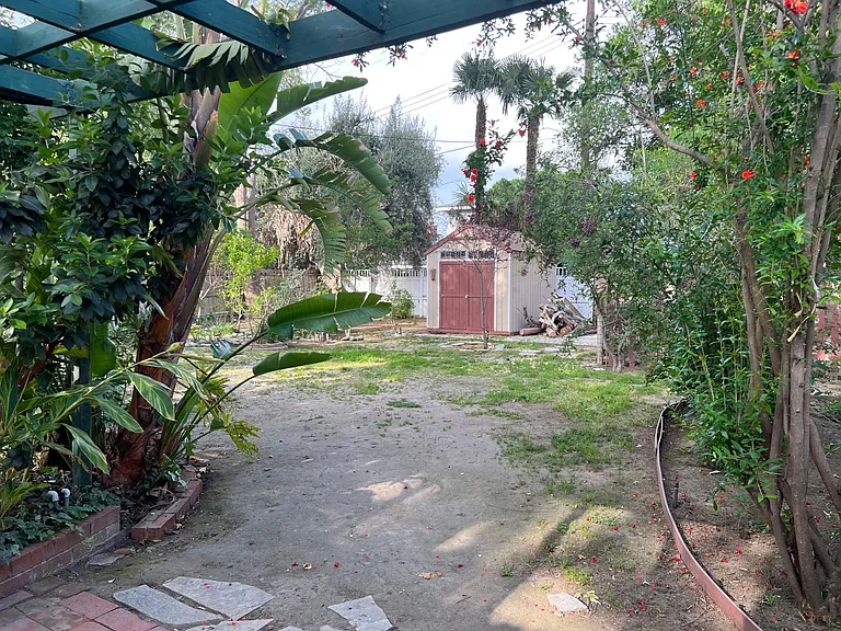6601 N Louise Ave — Photo 15