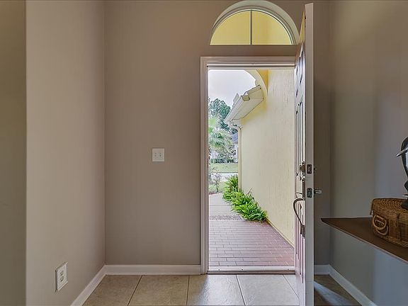 3rd image of 709 Porto Cristo Ave