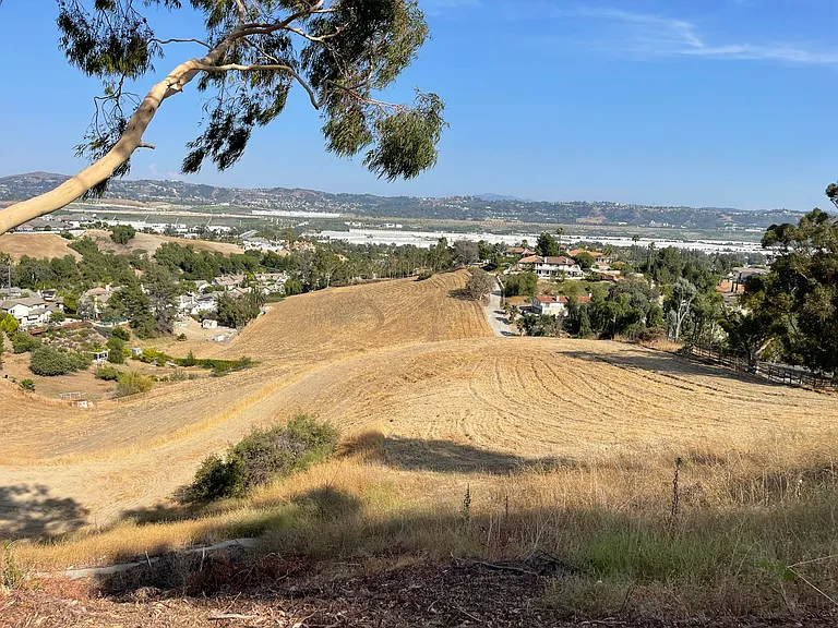 20966 E Walnut Canyon Rd — Photo 17